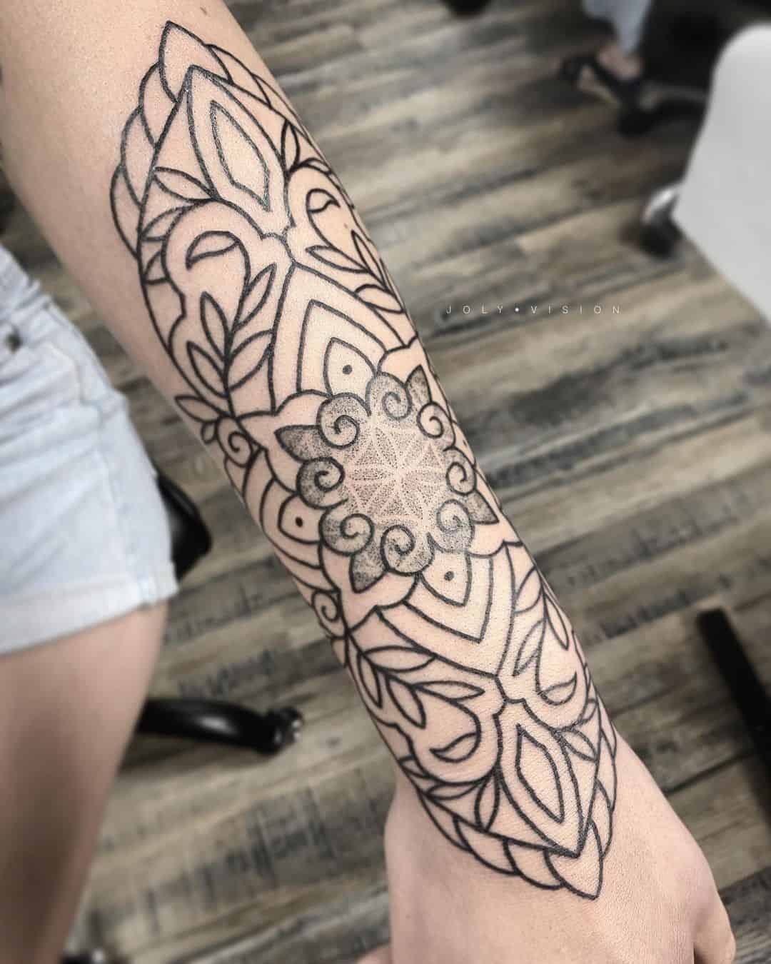 Idée de tatouage de bras Fleur de Vie 